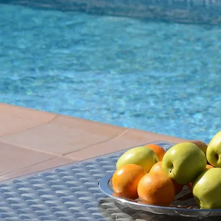 Vila Golondrinas Cala en Bosch