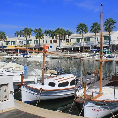 Golondrinas Vila Cala en Bosch