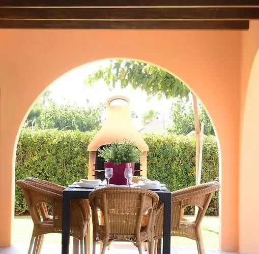 Golondrinas Cala'N Bosch (Menorca)